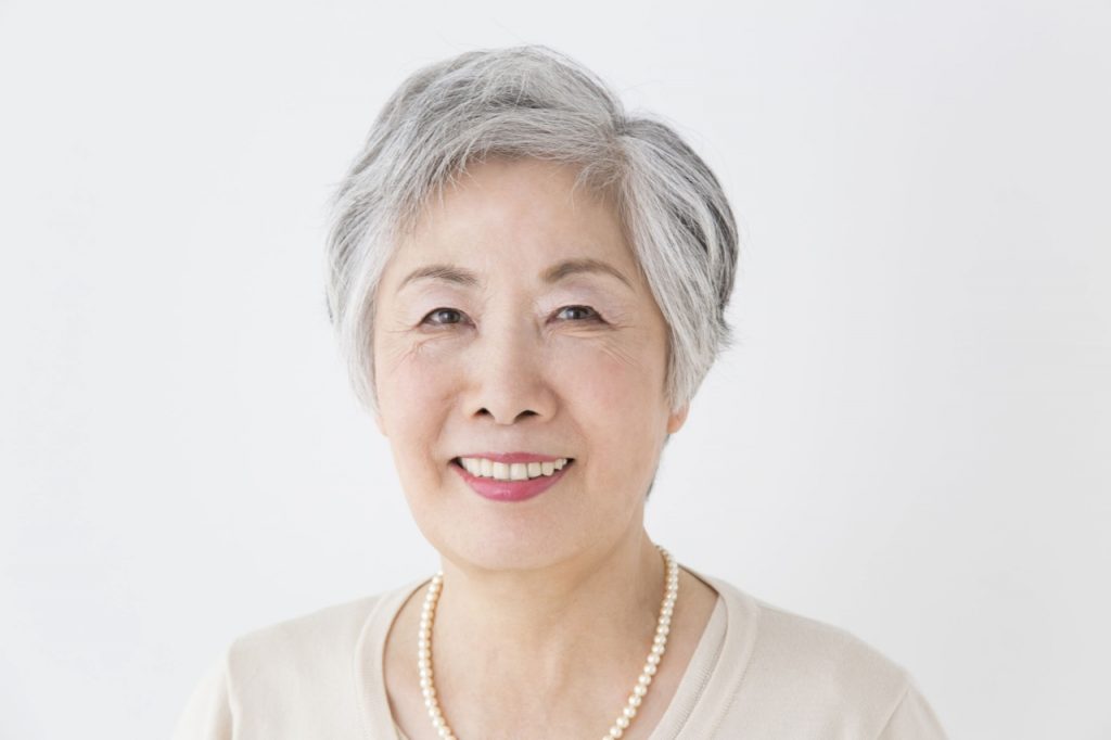 Hairstyles for Asian women over 50 years old