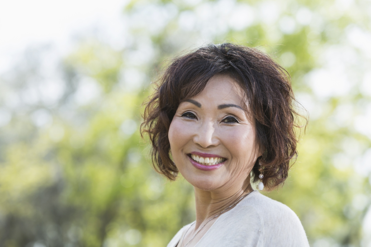 Hairstyles for Asian women over 50 years old